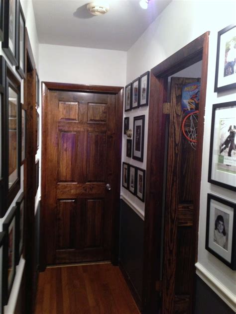 Chair rail molding ideas, available in clear lexan, diamond plate vinyl, rubber. Decor4poor: Hallway Chair Rail