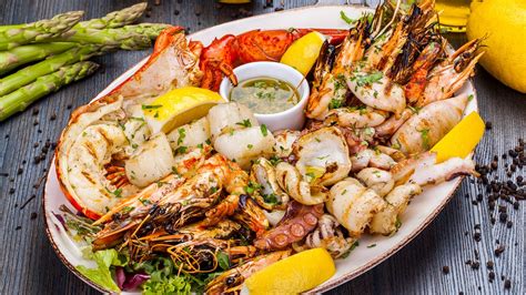 5 Reasons Why Eating Seafood Is Good For You Villa La Estancia Real