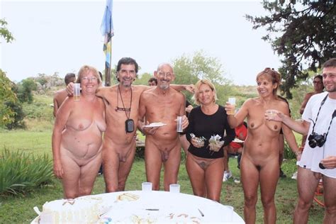 Nudisme En Famille Photo