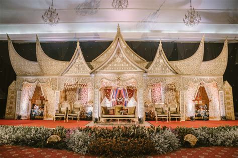 Pernikahan Adat Di Gedung Antam Jakarta