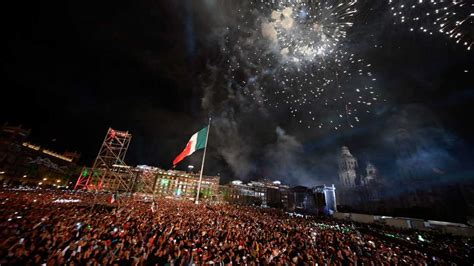 Mexico Citys Bells Ring For Independence Day In A Massive Celebration