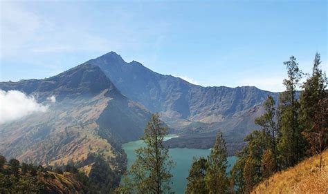 fakta fakta unik jalur pendakian gunung rinjani lombok ntb