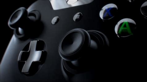 Microsoft Begins Rolling Out Xbox One February Update With Controller
