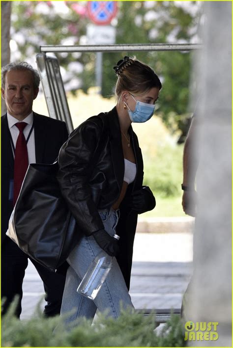 Hailey Bieber Bella Hadid Wear Masks While Leaving Sardinia After
