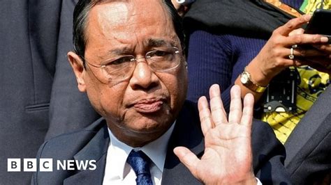 India Chief Justice Gogoi Accused Of Sexual Harassment Bbc News