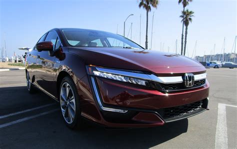 2018 Honda Clarity Plug In Hybrid Road Test Review By Ben Lewis