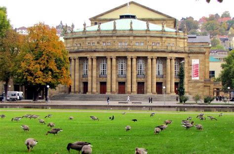Ein haus kaufen in stuttgart bedeutet daher: Oper Stuttgart: Großes Haus länger geschlossen? - Kultur ...