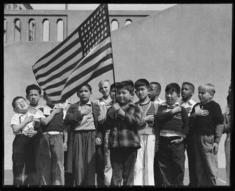 Images Of The Internment Of Japanese Americans During The Second World