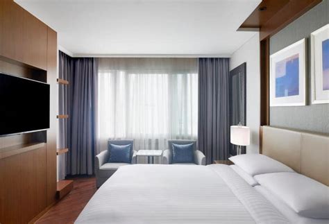 Hotel Courtyard By Marriott Seoul Times Square In Seoul Starting At £