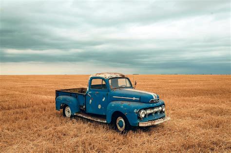 Blue Truck Wallpapers Top Free Blue Truck Backgrounds Wallpaperaccess