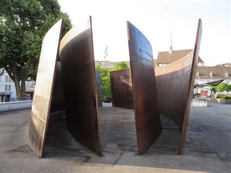 Entrevoir Richard Serra Intersection Ii Bâle