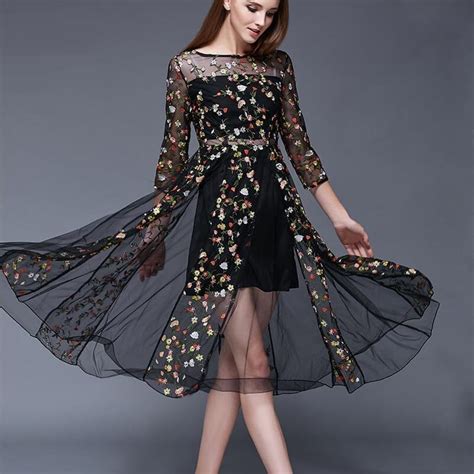 Lace Embroidery Flower Black Dress