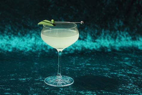 Pandan Gimlet Recipe Gin Cocktails Cocktails And Bars In 2020 Gimlet Recipe Gin Gin