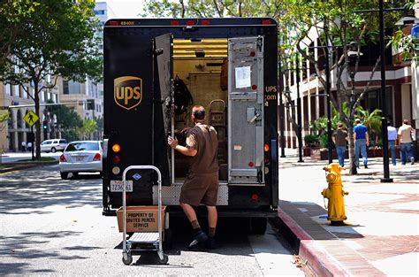 Ups Unveils New Driver Uniforms The First Since 1920s