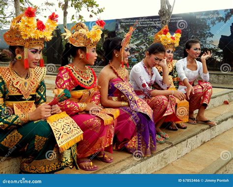 Traditional Balinese Dancer Editorial Photo Image Of Celebration
