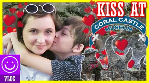 Kiss At Coral Castle Jage Kittiesmama Youtube