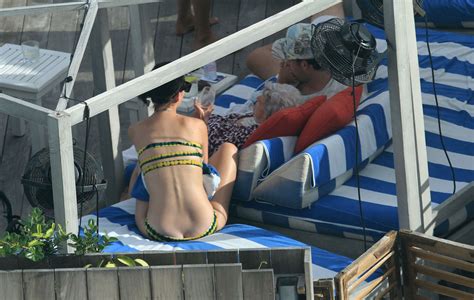 Katy Perry Bikini Candids At The Pool In Miami Hawtcelebs