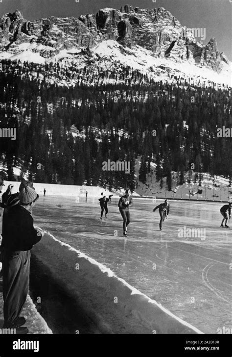 1956 Winter Olympics Hi Res Stock Photography And Images Alamy