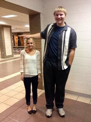 What Would You Consider To Be The Ideal Height Difference Between A Man And A Woman In A