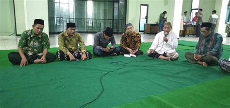 Pendidikan inklusif adalah pendidikan yang terbuka dan ramah terhadap pembelajaran dengan mengedepankan tindakan menghargai dan merangkul perbedaan. LP Ma'arif PWNU Jateng Siap Jadi Rujukan Pendidikan Inklusif