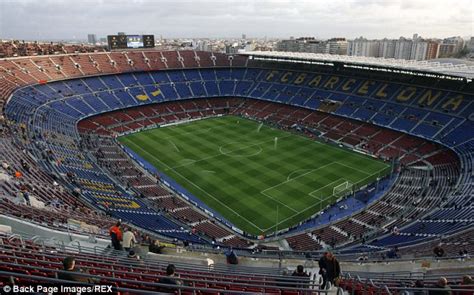 Barcelona members vote in favour of Nou Camp expansion ...