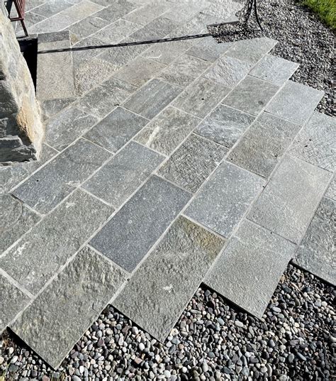 Quartzite Paving Select Stone