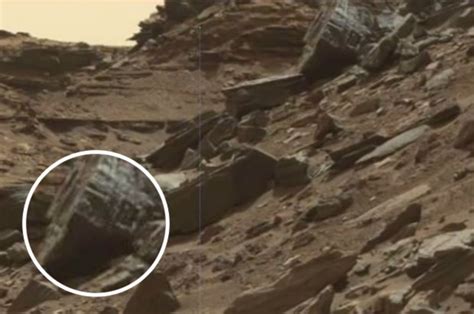 Ufo Hunter Spots ‘alien Writing On Abandoned Spaceship On Mars Daily