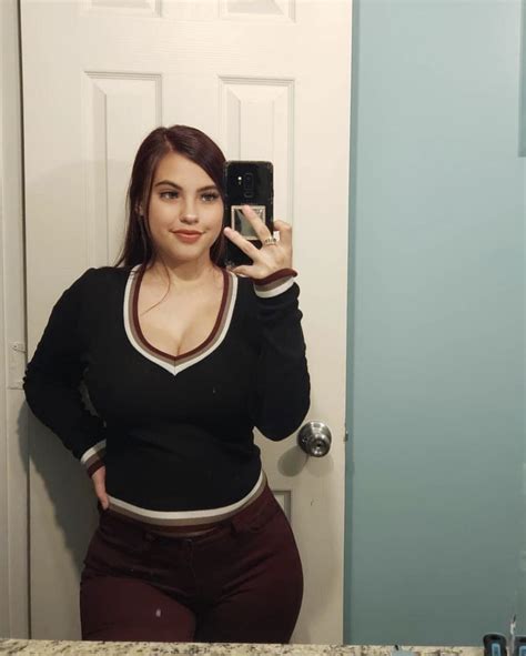 She’s Too Busty To Not Share Scrolller