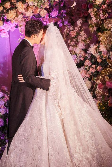 Updated Tiffany Tang And Luo Jins Dreamy Wedding Photos Tiffany