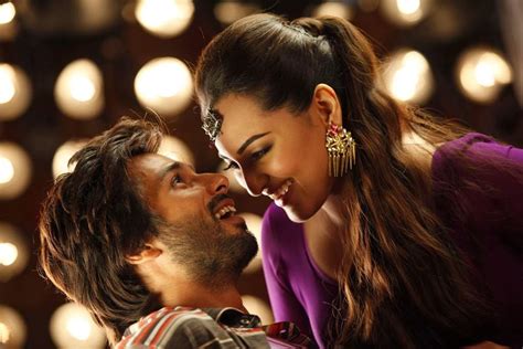 Sonakshi And Shahid R Rajkumar Movie Wallpapers