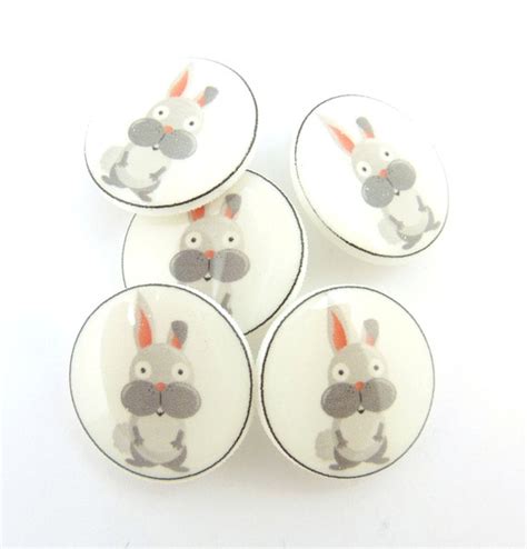 5 Rabbit Buttons Decorative Novelty Sewing By Buttonsbyrobin