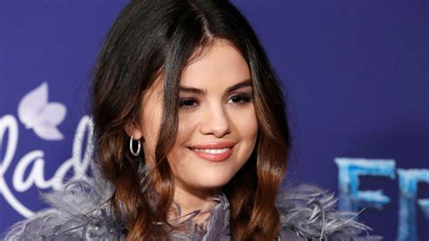 Selena Gomezs 2020 Album Release Date Is Sooner Than Expected