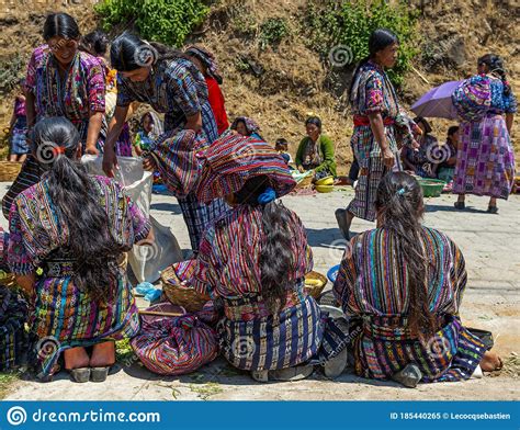 Mayan Indigenous Women On A Market Guatemala Editorial Image Image Of Mayan Buying 185440265