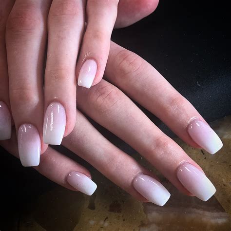 Have Fun With Trendy Pink And White Ombre Nails The Fshn