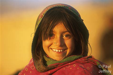 Afghan Refugee Girl In Pakistan Kairosphotos Images By Paul Jeffrey