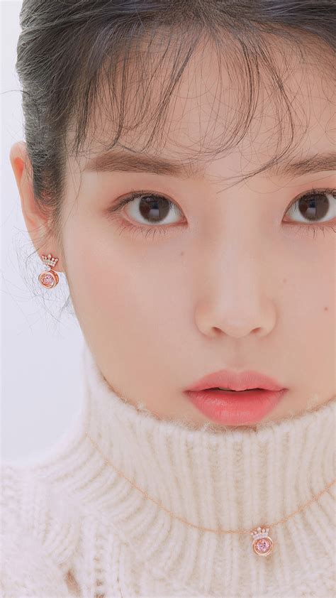 Ht05 Kpop Iu Idol Girl White Wallpaper