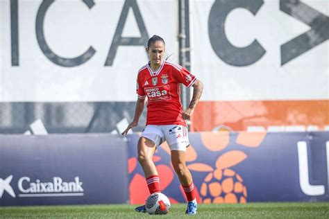 Ta A De Portugal Feminina Benfica Goleia Em Freamunde