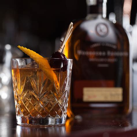 The 11 Best Bourbons For Beginners In 2021 Bourbon Drinks Bourbon
