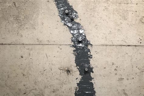 Major repairs involving hydraulic piers can cost $10,000 or more , and minor cracks cost as low as $500. Foundation Crack Repair - Chicago Window Well Covers