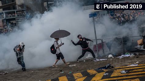 Bricks Bottles And Tear Gas Protesters And Police Battle In Hong Kong The New York Times