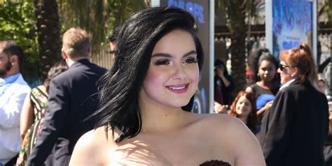 Ariel Winter Wore The Most Stunning See Through Dress To The Smurfs