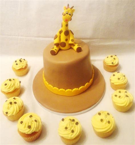 Giraffe Cake Amp Cupcakes