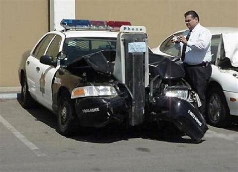 25 Photos Of The Most Stupid Car Accidents Realitypod