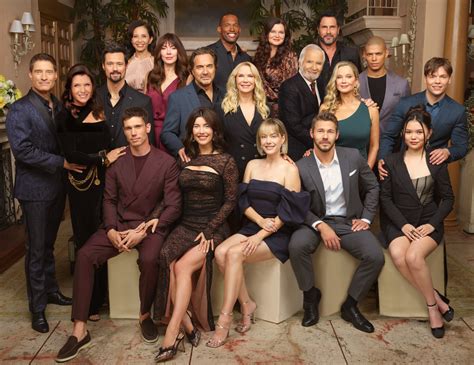 The Bold And The Beautiful Unveils New Cast Photo Daytime Confidential