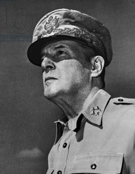 Image Of General Douglas Macarthur General Us Army 1880 1964