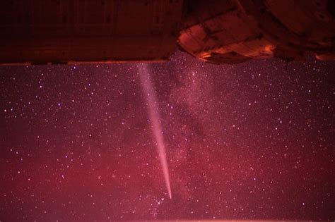 Comet Lovejoy In Infrared Nasa International Space Stati Flickr