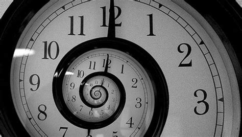 السفر عبر الزمن ونظرية مفارقة الجد، 7 حقائق شيقة جداً عن الزمن وإمكانية