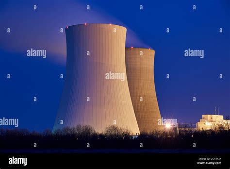 Nuclear Fusion Reactor High Resolution Stock Photography And Images Alamy