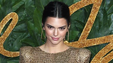 Kendall Jenner Totally Naked In Jaw Dropping New Italian Vogue Spread