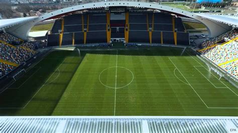 Udinese Dreigt Te Stoppen Met Dacia Arena Football Italia